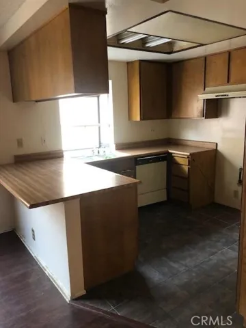 841 W Raymond Street, Compton, California 90220