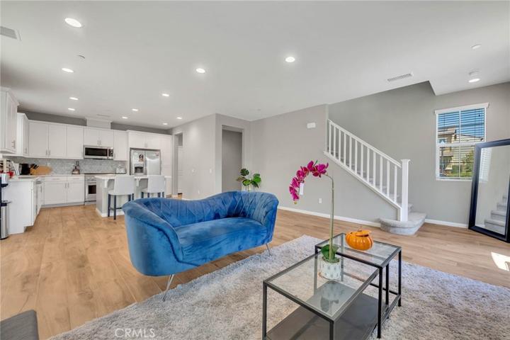 204 Townsite Promenade, Camarillo, California 93010