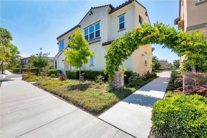 204 Townsite Promenade, Camarillo, California 93010