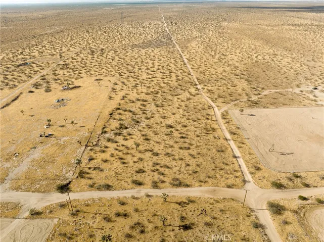 0 S Road, Phelan, California 92371