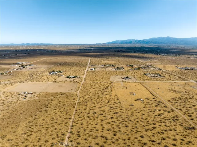 0 S Road, Phelan, California 92371