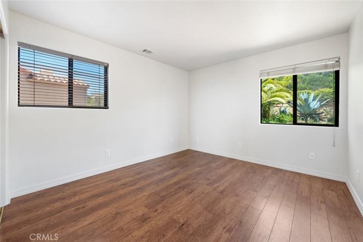 76 La Garza Street, Pismo Beach, California 93449