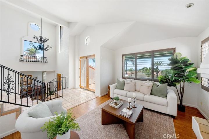 76 La Garza Street, Pismo Beach, California 93449