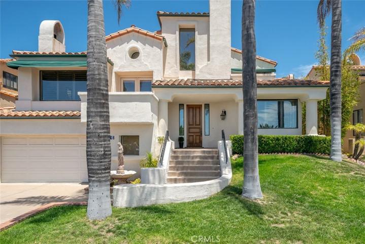 76 La Garza Street, Pismo Beach, California 93449