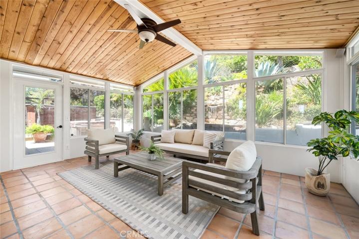 76 La Garza Street, Pismo Beach, California 93449