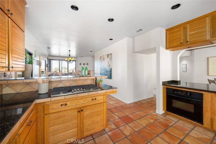 76 La Garza Street, Pismo Beach, California 93449