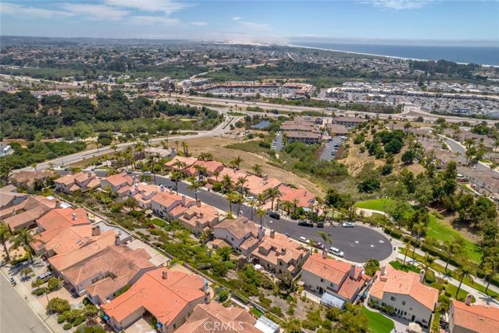 76 La Garza Street, Pismo Beach, California 93449