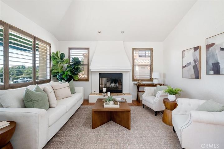 76 La Garza Street, Pismo Beach, California 93449