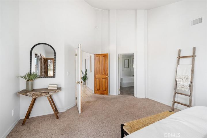 76 La Garza Street, Pismo Beach, California 93449