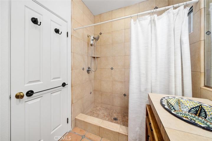 76 La Garza Street, Pismo Beach, California 93449