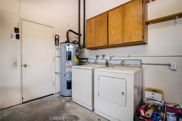 WASHER AND DRYER INCLUDED