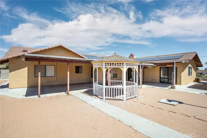 57815 San Tropeze Drive, Yucca Valley, California 92284