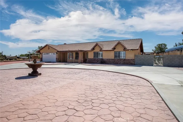 57815 San Tropeze Drive, Yucca Valley, California 92284