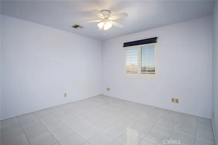 BEDROOOM