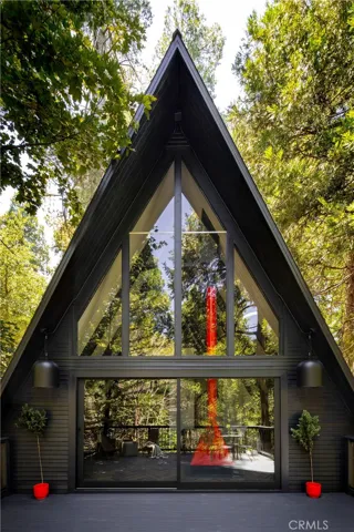 672 Mormon Springs Road, Crestline, California 92325