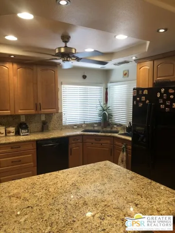 42196 Omar Place, Palm Desert, California 92211