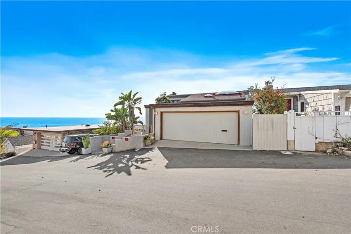 2623 Victoria Drive, Laguna Beach, California 92651