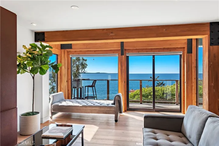 2623 Victoria Drive, Laguna Beach, California 92651