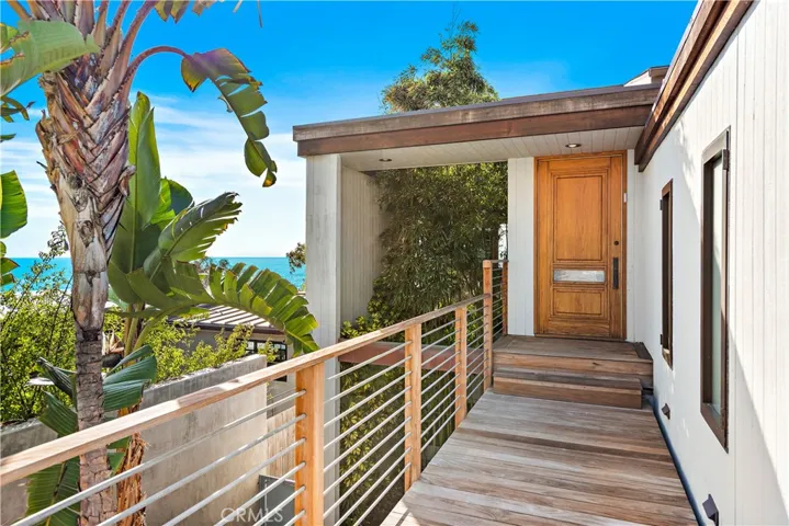 2623 Victoria Drive, Laguna Beach, California 92651