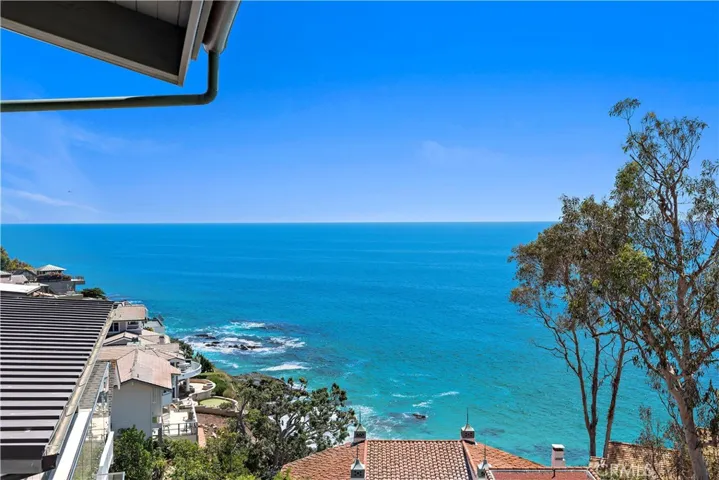 2623 Victoria Drive, Laguna Beach, California 92651