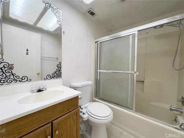 18624 Lilac Street, Hesperia, California 92345