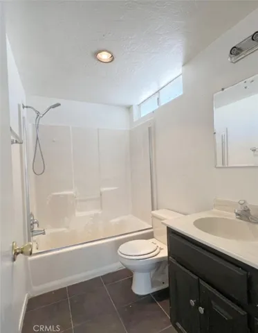 18624 Lilac Street, Hesperia, California 92345