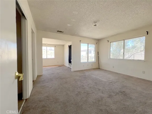 18624 Lilac Street, Hesperia, California 92345
