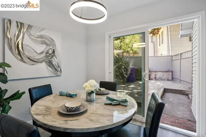 15 Cooke Avenue, Crockett, California 94525