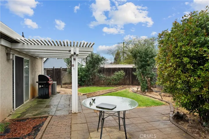 1256 Ravenshoe Way, Chico, California 95973