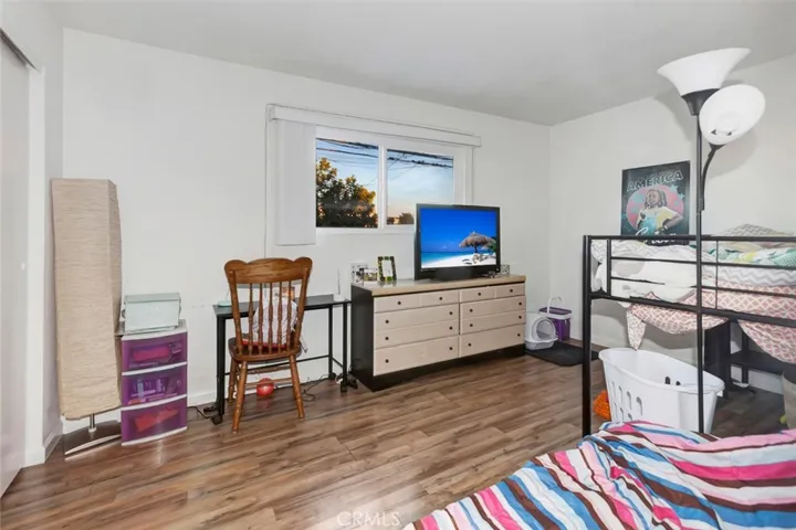 908 Roswell Avenue, Long Beach, California 90804