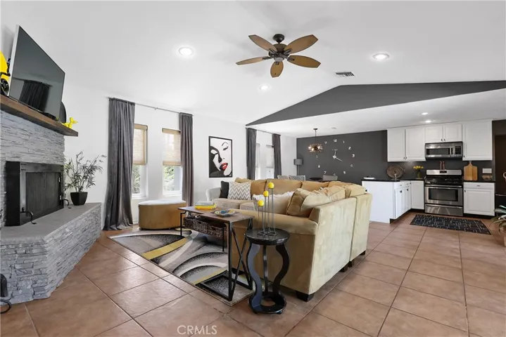 2401 N Milo Drive, Palm Springs, California 92262