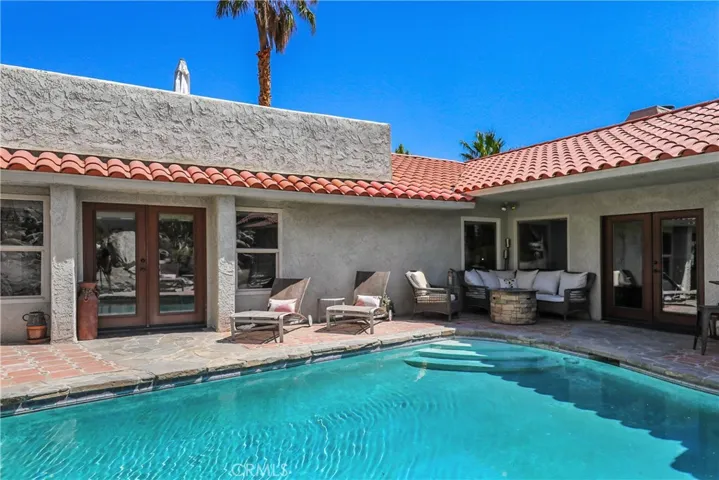 2401 N Milo Drive, Palm Springs, California 92262