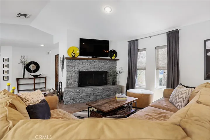 2401 N Milo Drive, Palm Springs, California 92262