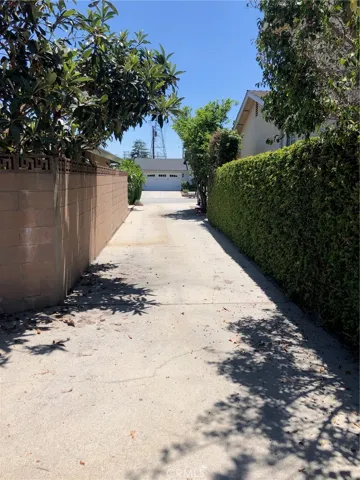 House is on flag lot at end of driveway