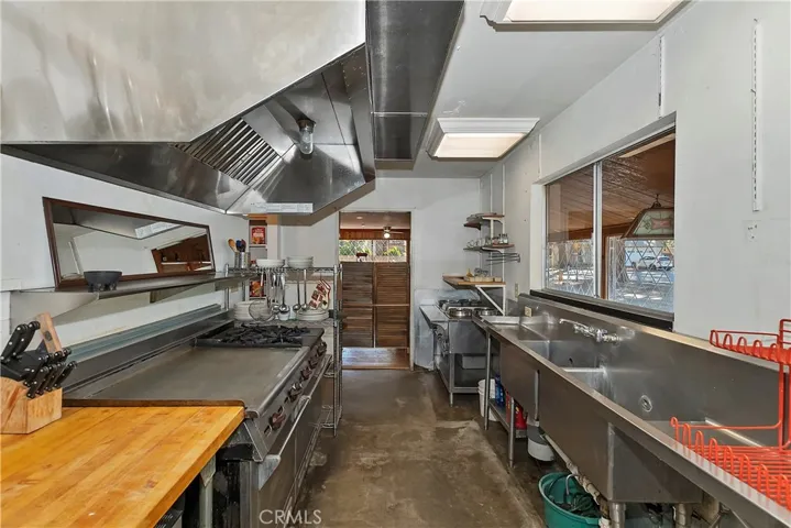 39167 Rim Of The World Drive, Fawnskin, California 92333