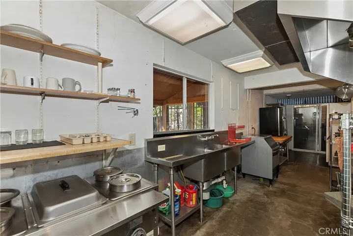 39167 Rim Of The World Drive, Fawnskin, California 92333