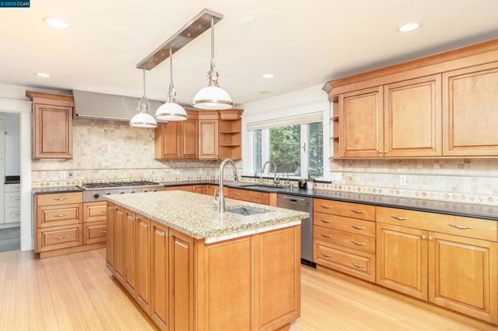1206 Rimer Dr, Moraga, California 94556
