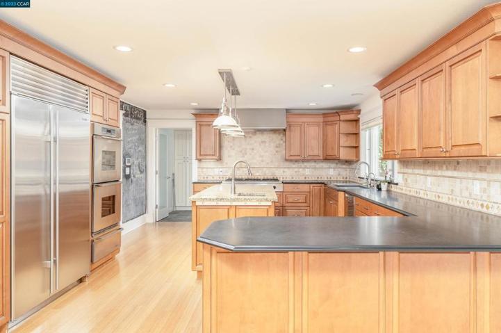 1206 Rimer Dr, Moraga, California 94556