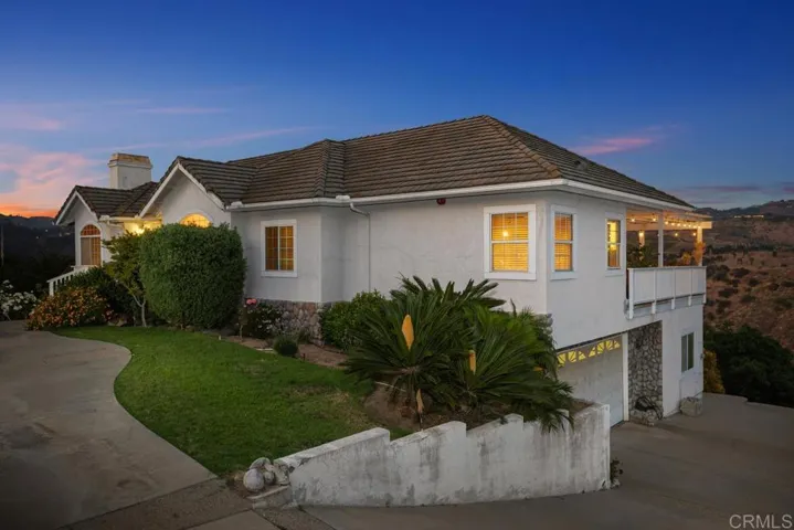 4283 Sterling View Drive, Fallbrook, California 92028