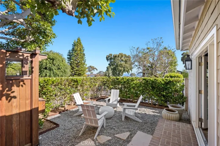 460 Holly Street, Laguna Beach, California 92651