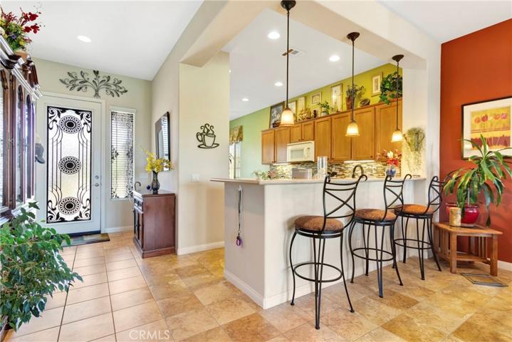 10299 Lakeshore Drive, Apple Valley, California 92308