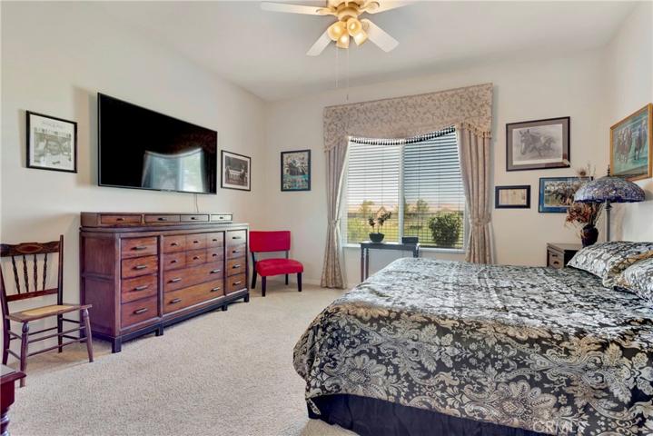 10299 Lakeshore Drive, Apple Valley, California 92308