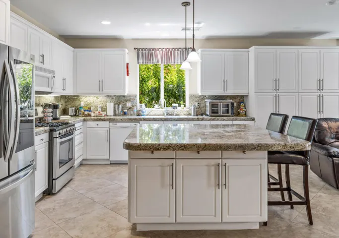 3525 Daybreak Way Palm Springs-large-010