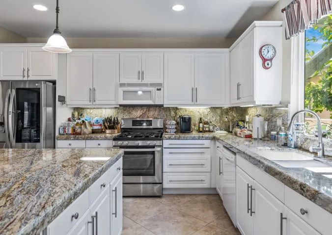 3525 Daybreak Way Palm Springs-large-011