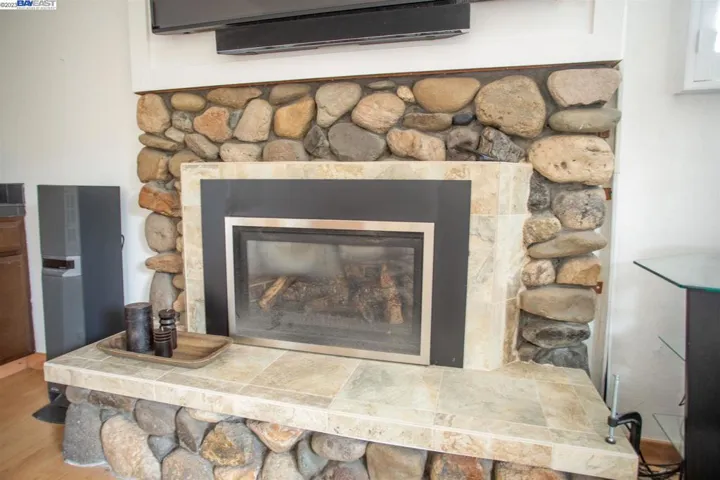 6301 Bonita Ct, Richmond, California 94806