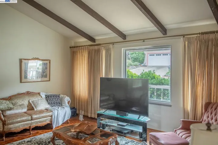 6301 Bonita Ct, Richmond, California 94806
