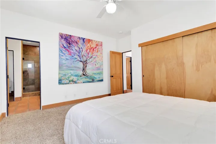 Guest bedroom with ensuite