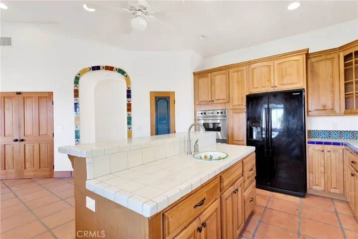 Kitchen Wet bar island