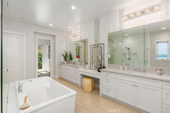 62 Owl Ln, Irvine, California 92618