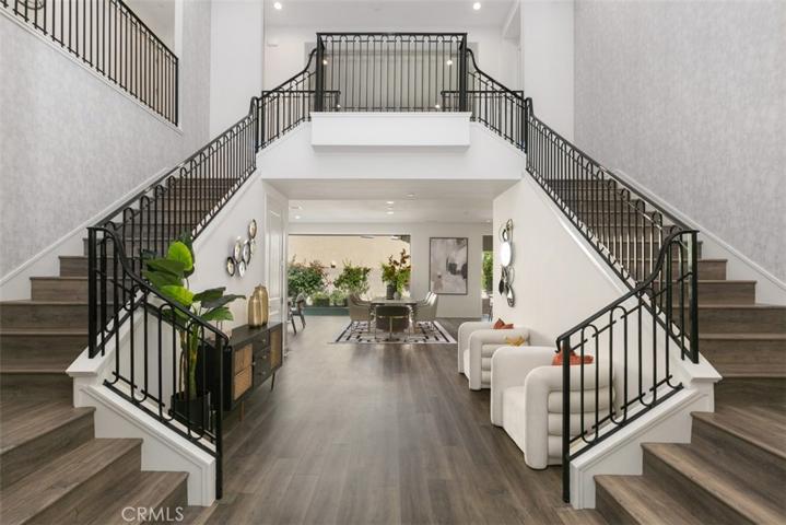 Double staircase